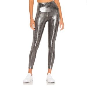 Onzie Midi Legging in Mercury